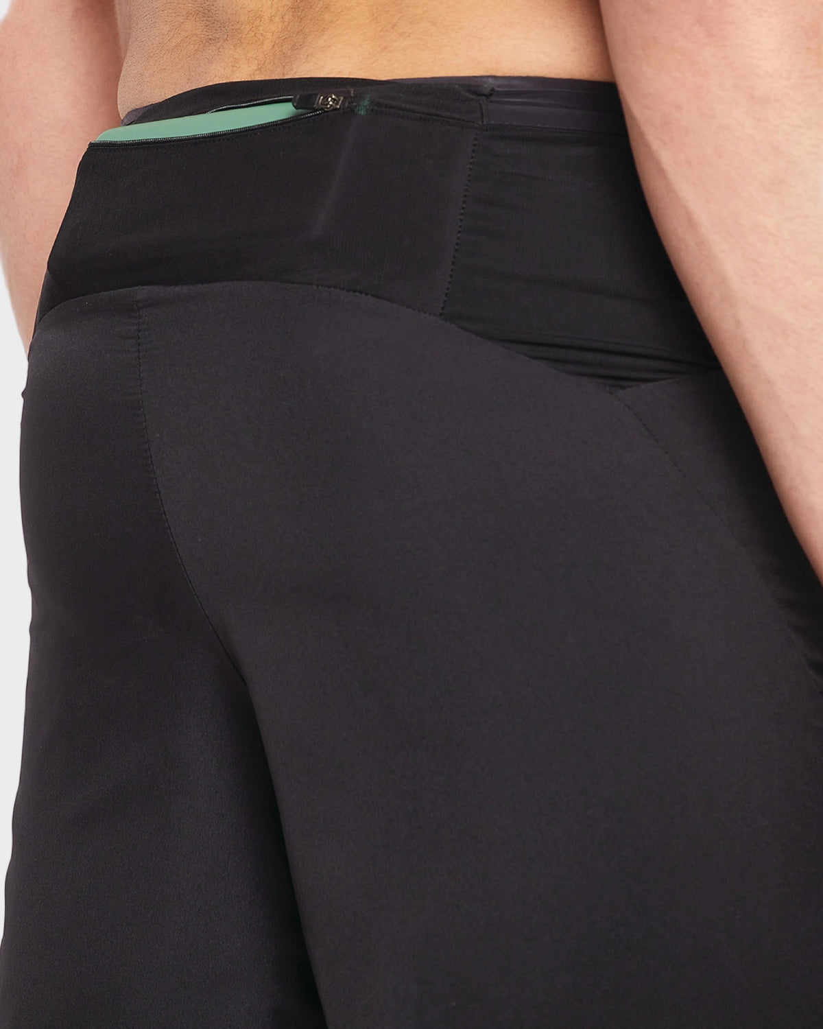 ULTRA LIGHT WEIGHT SHORTS BLACK - JBG KOLKATA MARATHON 2026